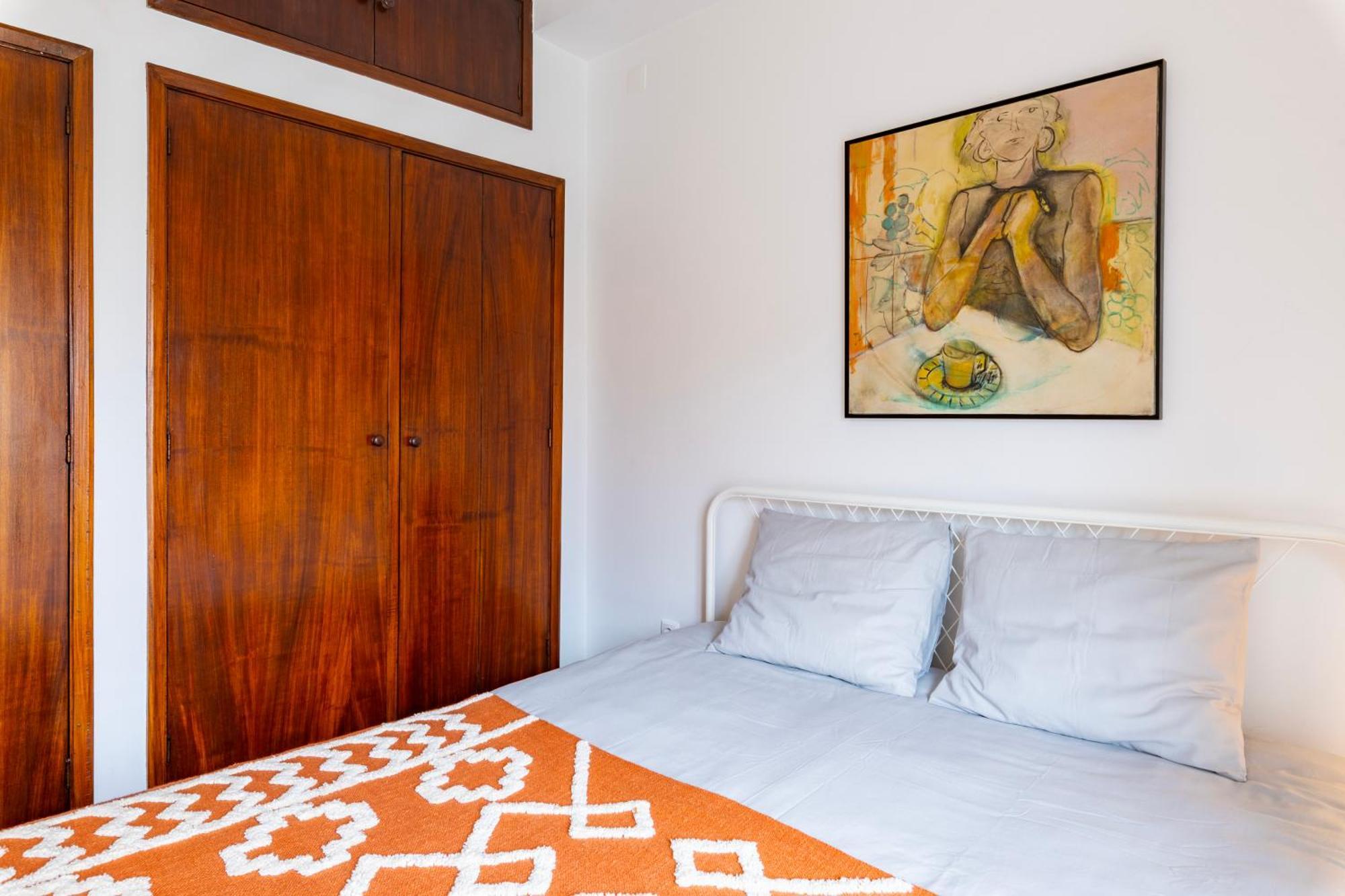 Cosy Remodeled Apartment In The City Center Fundao Exterior photo